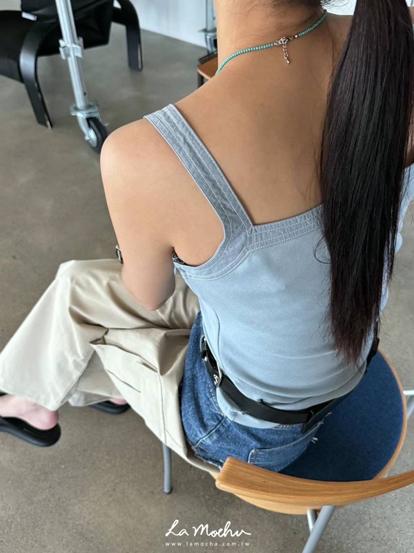 車線滾邊肩扣帶設計背心